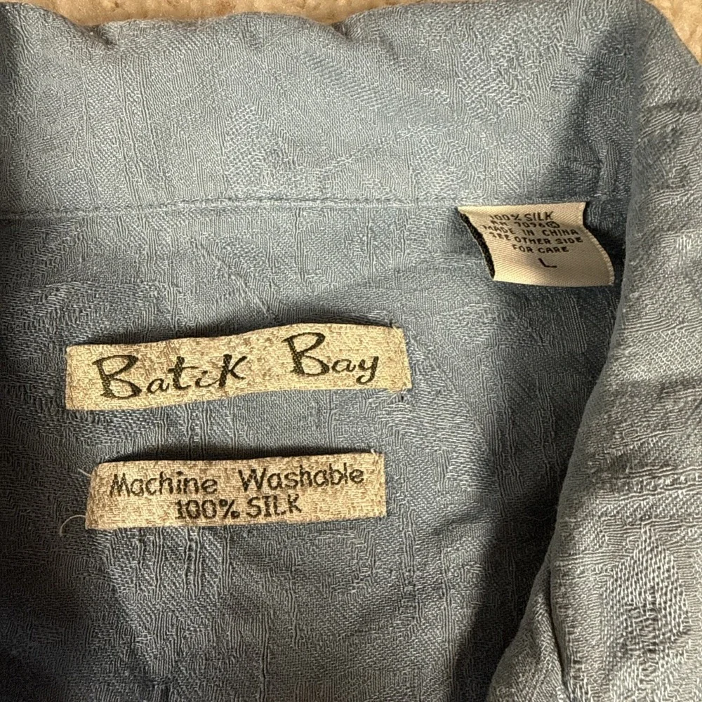 batik bay please see